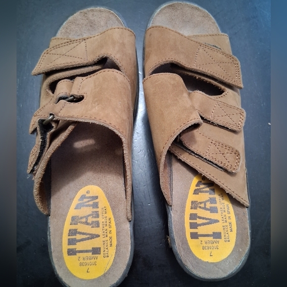 Brown Suede Slip-On Sandals with Wide Straps - Picture 4 of 10